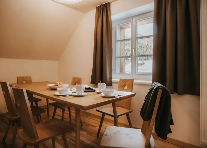 Murrmel Apartments